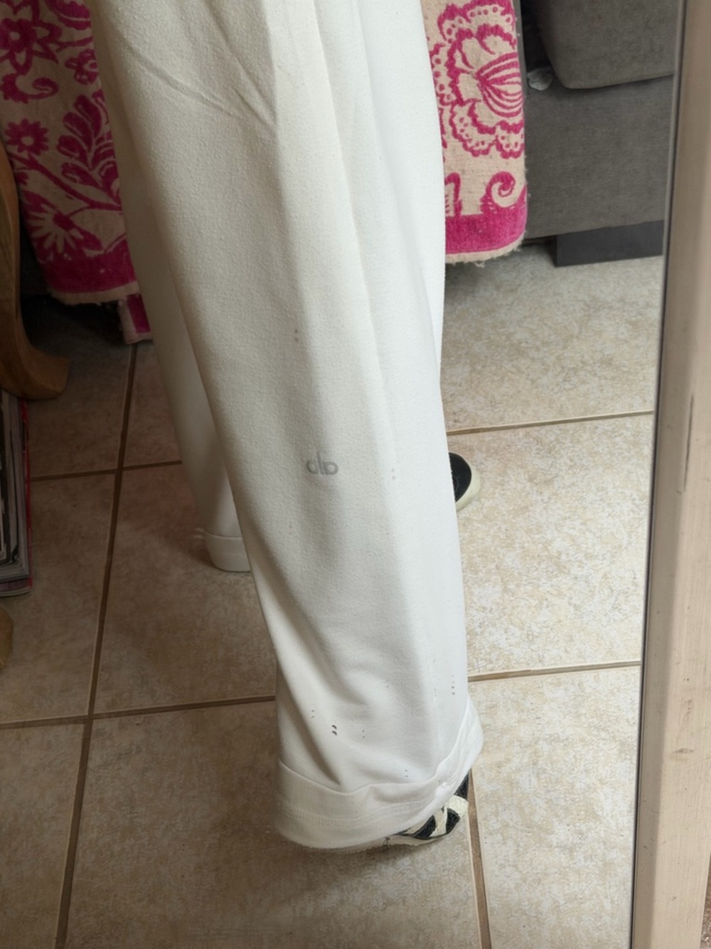 Alo Yoga Accolade Hoodie & Straight Leg Sweatpants Set - Ivory - Picture 4 of 9